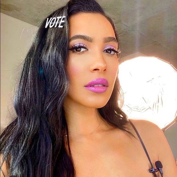 VOTE Barrett by SwirlyCurly - Picture 1 of 7